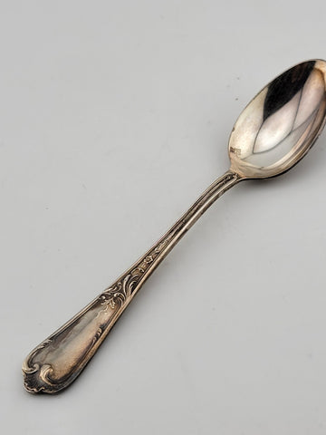 Antique Set Of 12 Small Silver Plated Spoons in Case from Ercuis Pompadour.