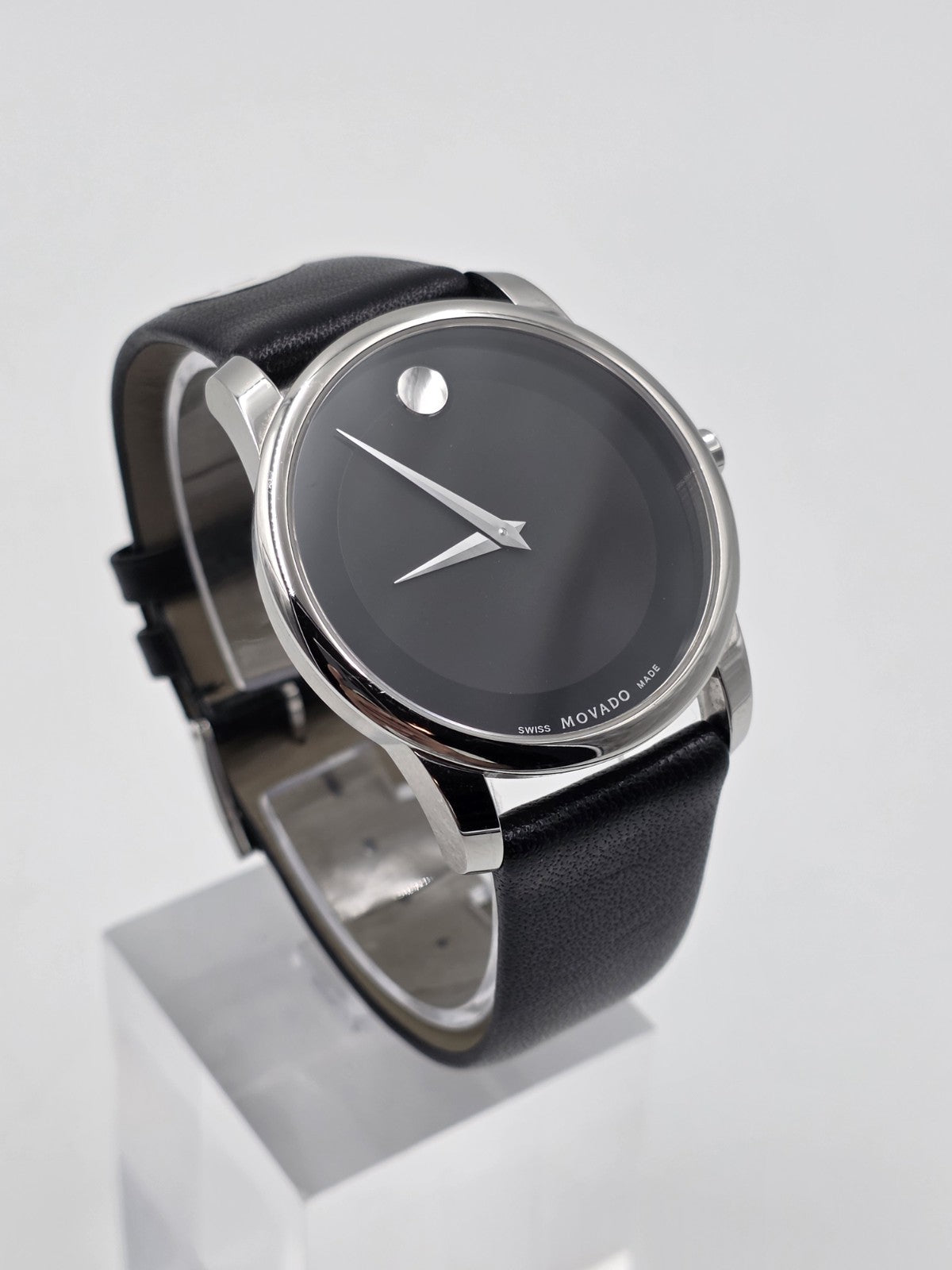 Movado Museum Classic 40mm Swiss Quartz Black Dial Sapphire Crystal Watch. Works