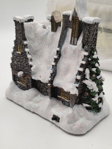 Hawthorne Village Harry Potter Hog's Head Inn Lighted Christmas Village B6830
