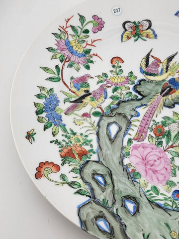 vintage Chinese hand painted CPC MADE IN MACAU Plate. Minor Chip