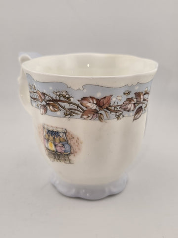 Brambly Hedge Winter Beaker Royal Doulton Tea Cup & 2 Plates 1983  Jill Barklem