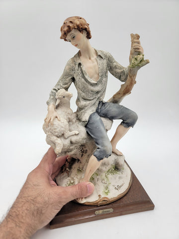 Giuseppe Armani Sculpure Capodimonte 1982 Florence Shepherd with Sheep 13 in