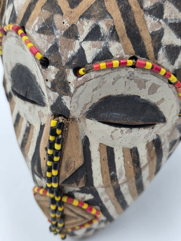 Rare Antique Kuba Ngaady a Mwaash Wooden Mask Shells Breads Congo African Art