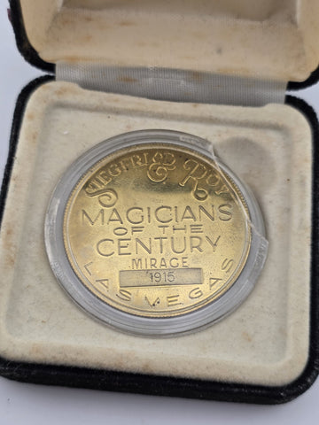 Rare Siegfried and Roy Gold Plated Magicians of the Century Coin #1915 w Case