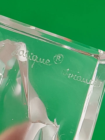 VINTAGE LALIQUE BUFFALO BISON PAPERWEIGHT FIGURINE FRANCE SIGNED. VG CONDITION