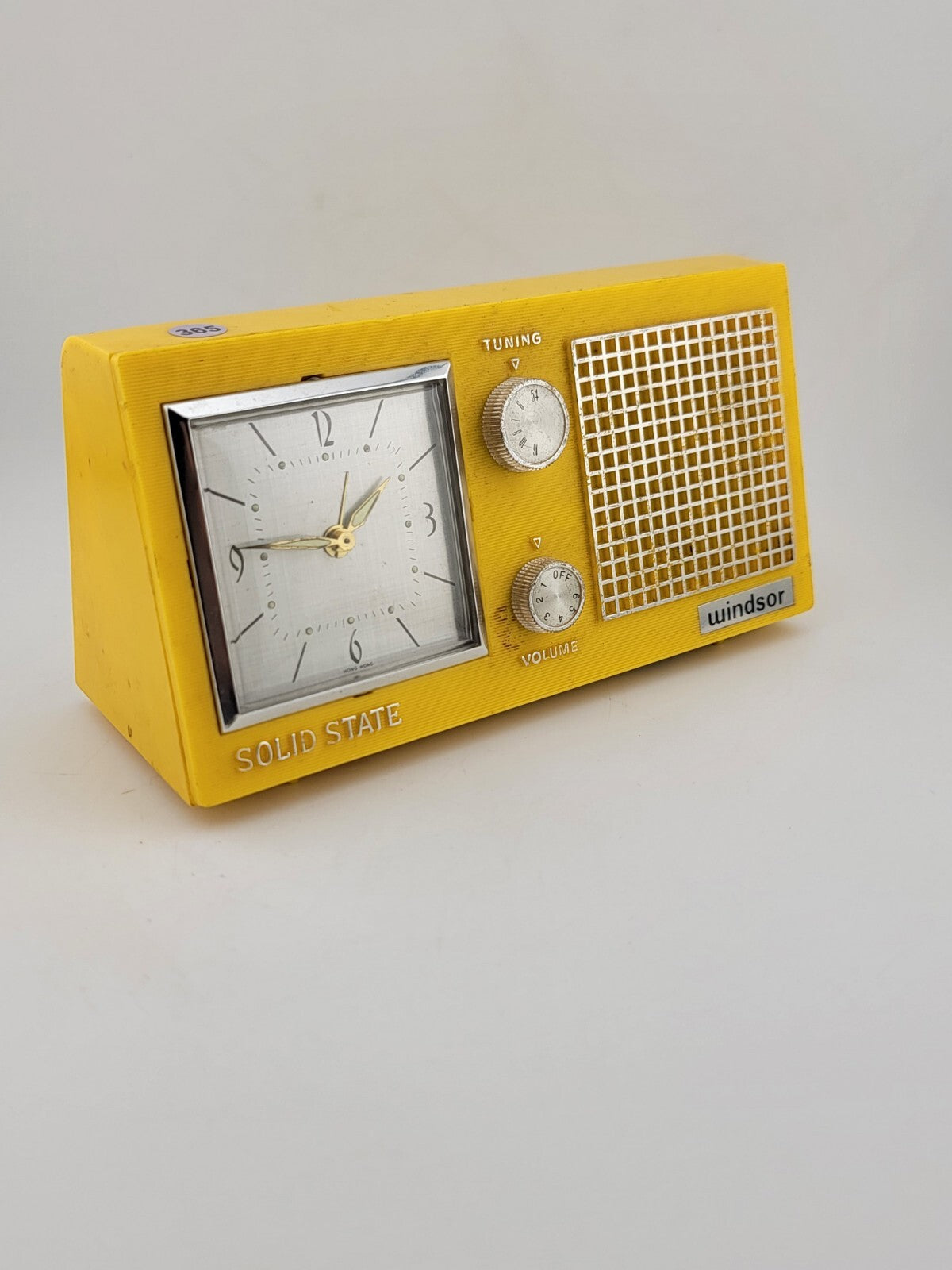 Rare 1974 Vintage Windsor Travel Clock Radio. Clock Works. Radio Untested.
