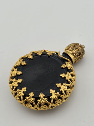 Vintage Miniature Perfume/Snuff Bottle Gilt Filigree Romantic Courting Scene