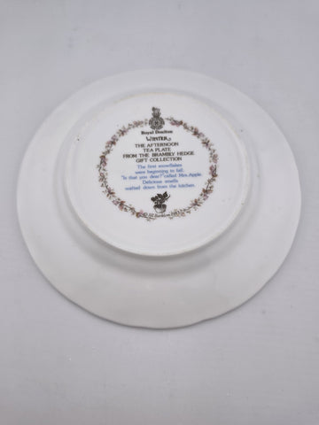 Brambly Hedge Winter Beaker Royal Doulton Tea Cup & 2 Plates 1983  Jill Barklem