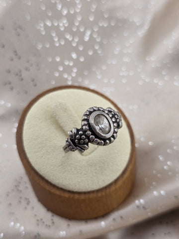 Antique 925 Sterling Silver Oval Clear Stone Floral Oxidized Artisan Ring Sz 8