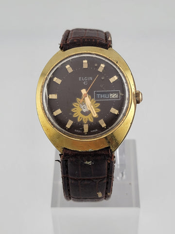 1970s ELGIN Gold Tone Automatic Watch Day Date 17 Jewels 352 Caliber SWISS Works