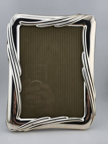 New Vintage 5x7 Dioni Italy Picture Frame Silver Plate Wood Frame 1970’s 80’s.