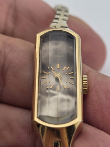 VINTAGE SEIKO 1520-366G 17 JEWELS SILVER GOLD PLATED BEVEL CRYSTAL WATCH WORKS