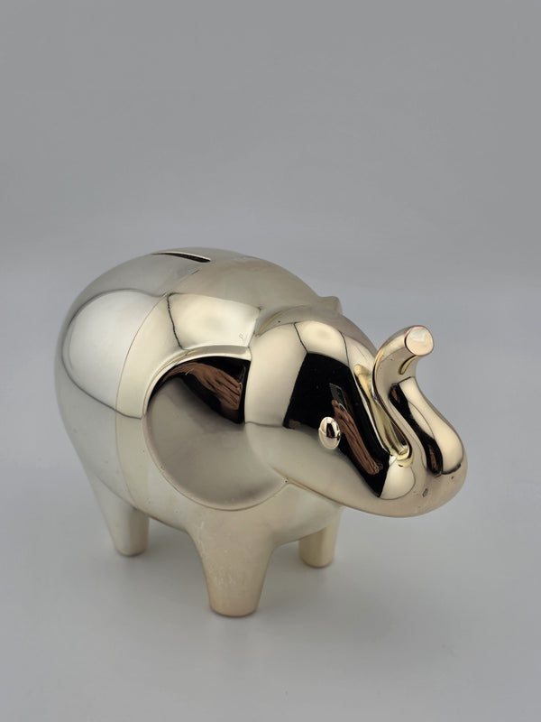 Bronze & Other Metal Sculptures / Figurines