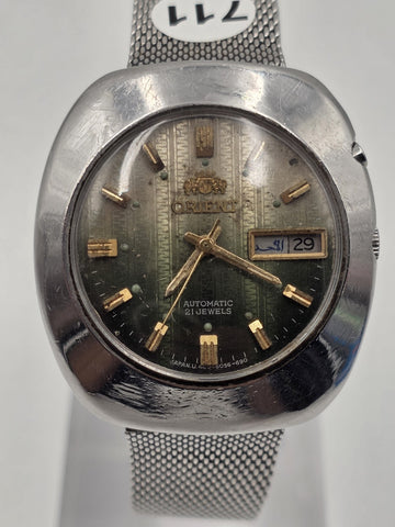 Vintage 1970s Orient Automatic 21J Green Dial Arabic Day Date Mens Watch. Works