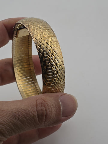 Veronese Wide Diamond Cut Flexible Bangle Bracelet Gold Over Sterling Silver.