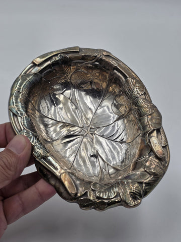 Antique Art Nouveau Sterling Silver Repousse Leaf Vine Bonbon Dish 115.7g