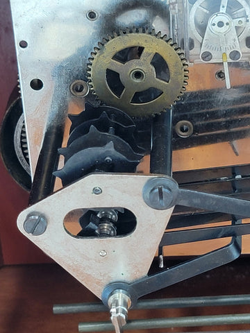 BEAUTIFUL ESKA WIND UP ESKA SHELF MANTEL CLOCK BRAZIL WESTMINSTER CHIMES. As-is.