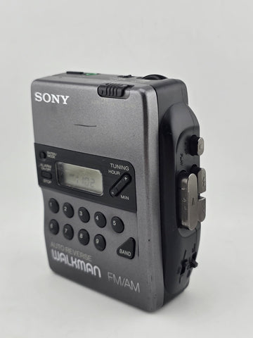 Sony Walkman WM-FX40.  Tape Player With Auto Reverse, AM/FM Presets Japan Made