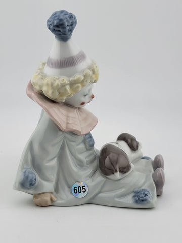 Retired LLadro Spain Figurine # 5277 Pierrot With Puppy Commedia Dell'Arte Clown