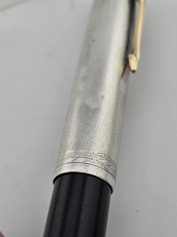 Vtg 1940 Parker 51 Fountain Pen Black Barrel Sterling Silver Cap Gold Arrow Clip