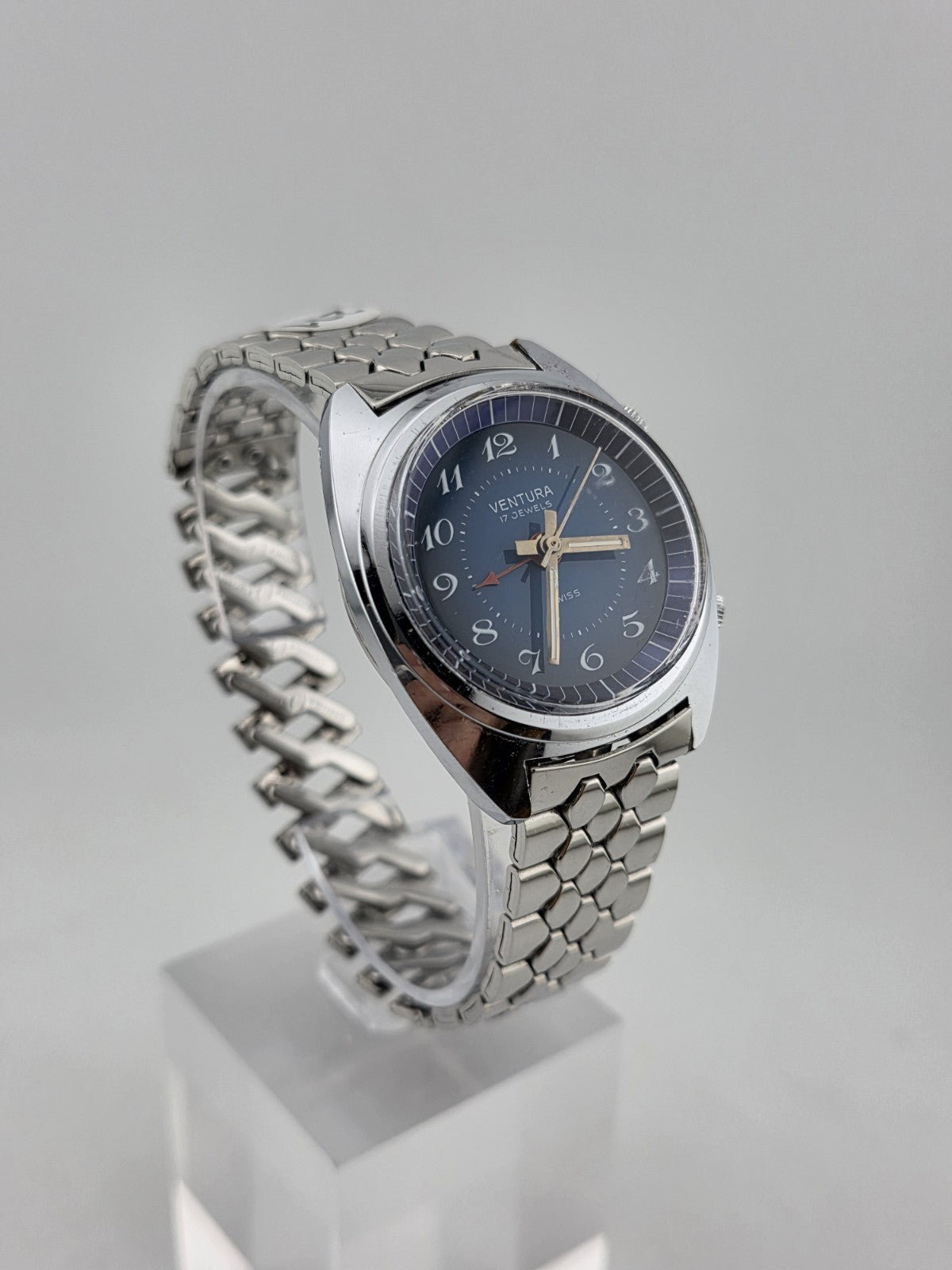 Ultra Rare Vintage 1970's Gents Alarm Watch. Swiss Made Ventura 17 Jewels. Works