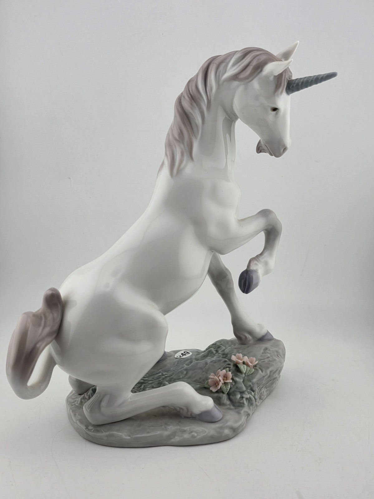 Rare Ltd Ed. Lladro Privilege Figurine " Magical Unicorn" #7697. Retired 2004