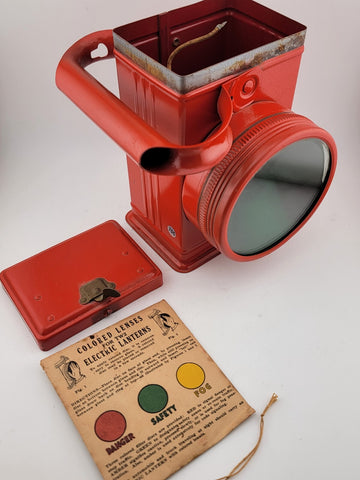Antique Collectible 1935 BURGESS TWIN-SIX LANTERN NO.TW2-Mining-Camping-Hunting!