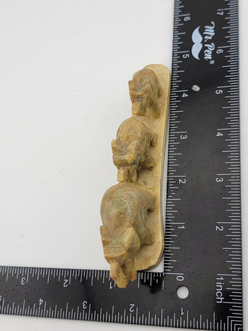 HAND CARVED GREEN JADITE  3 ELEPHANTS MINIATURE SCULPTURE 2 In X 5 In