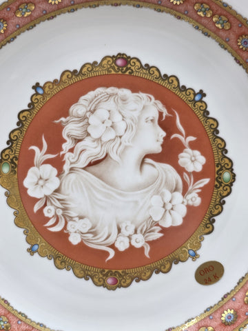 Set Of 2 T. Limoges Italy 24K Gold Cameo Porcelain Plates. Decorazioni Esclusive