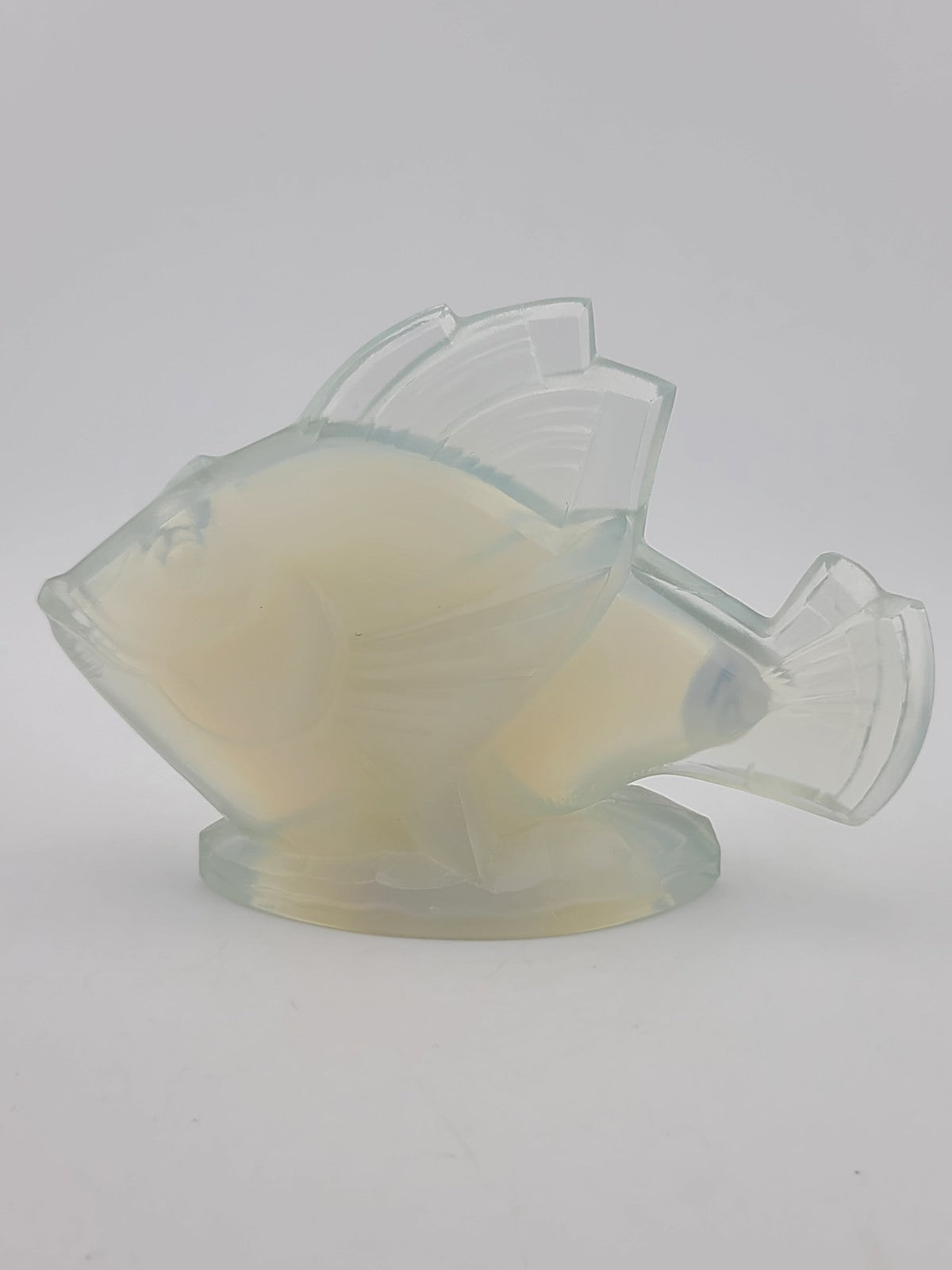 Vintage Sabino Opalescent Glass Fish Model Chabot 5023 Figurine 3.5" tall by 4.5