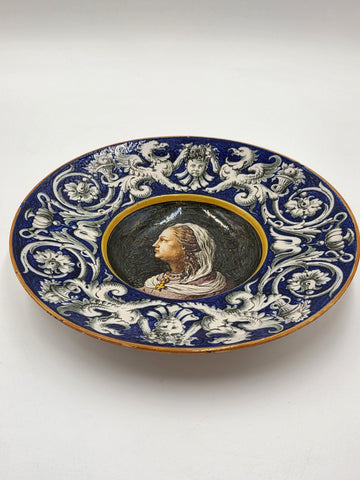 Antique Pair Of Ginori Doccia Renaissance Revival Majolica Portrait Plates c1880