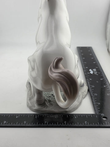 Rare Ltd Ed. Lladro Privilege Figurine " Magical Unicorn" #7697. Retired 2004