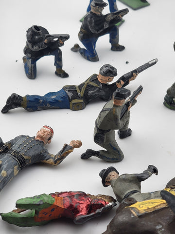 Large Lot Of Antique Britains Detailed Civil War/ Indian Toy soldiers lead metal