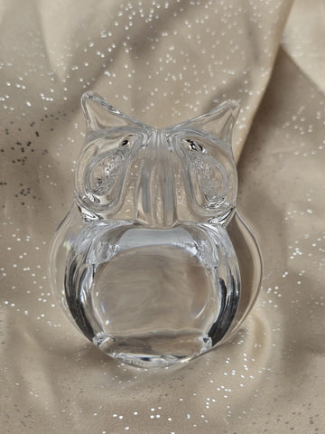 Vintage Daum France Signed Small Heavy Crystal Owl Figurine Paper Weight.
