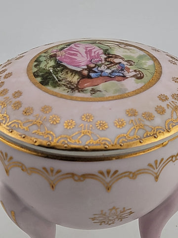 Antique Porcelain Victorian Love Scene 3 Footed Trinket Box w/ Cross Arrow Mark