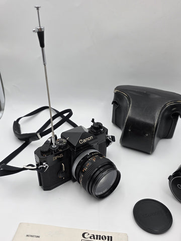 Vtg Canon F-1 35mm Film Camera Kit w/ FD 50mm f/1.4 S.S.C. & 90–230mm W Case