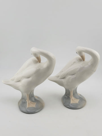 Set Of 2 Lladro Figurine “LITTLE DUCK” Duck/Goose Standing Preening 4553 Retired