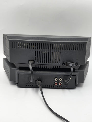 Bose Wave Music System III CD AM/FM Radio W Multi 3 Disc Changer & Remote. Works