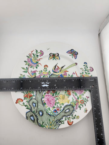 vintage Chinese hand painted CPC MADE IN MACAU Plate. Minor Chip