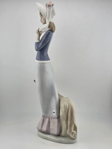 Rare Retired LLADRO 1537 Stepping Out Lady W Dog. Mint Condition. No Chips.