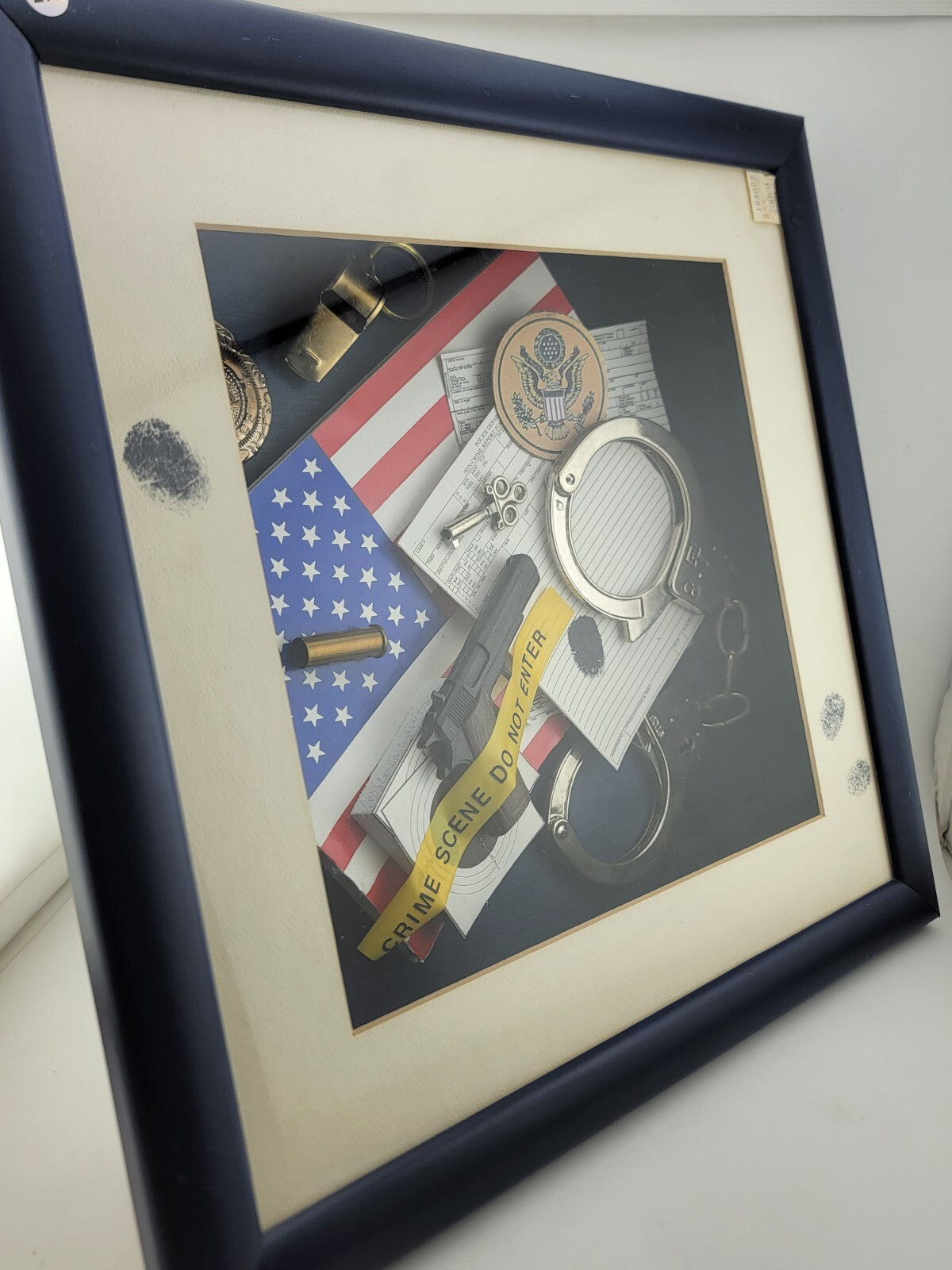 Vintage Rare Detective / Police Shadow Box collection accent de barbizon