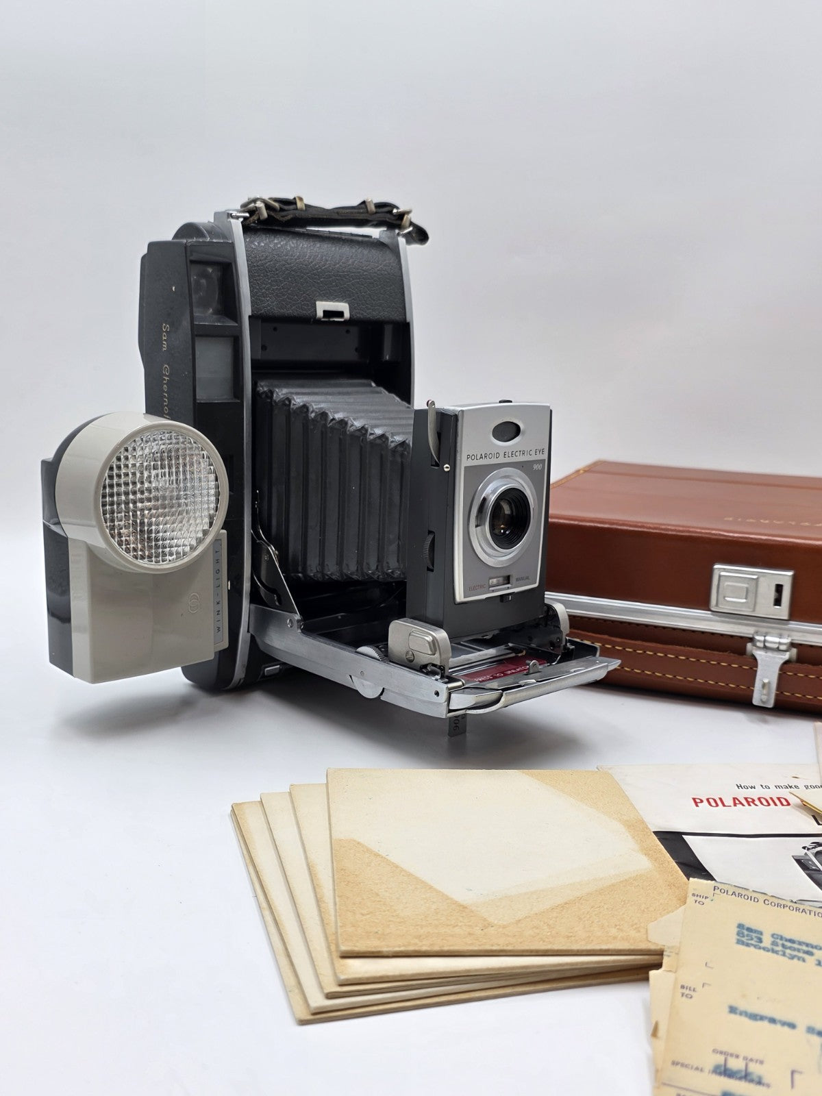 Vintage Polaroid Electric Eye Land Camera Model 900 w/ Original Leather Case Box