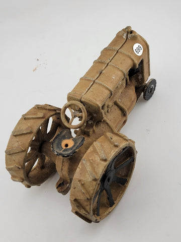 Antique Arcade Fordson Cast Iron Toy Farm Tractor Farmer NO DRIVER (FARMER)