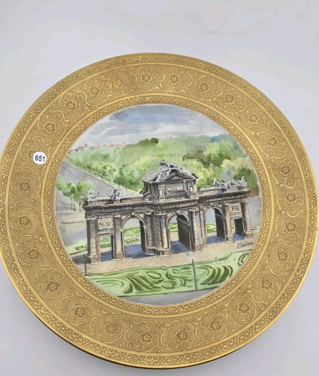 VINTAGE GERMAN LORENZ HUTSCHENREUTHER PORCELAIN 9.5" PLATES. 24k Gold Plated.