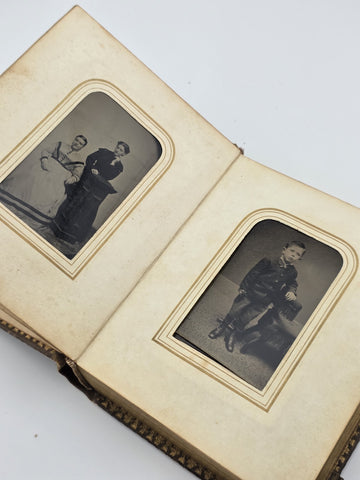 ANTIQUE 19TH C VICTORIAN BROWN CABINET TIN TYPE PHOTO FAMILY ALBUM. ALMOST FULL.