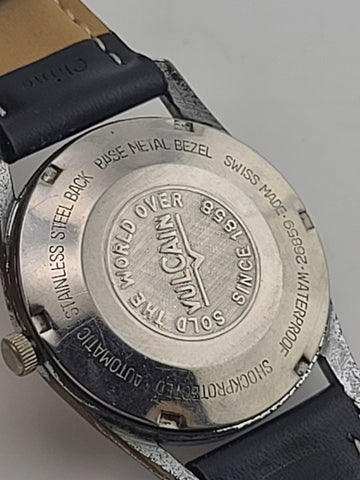 Vintage 1960's Vulcain Men's Automatic Calendar 17J Swiss Made Watch. Working.