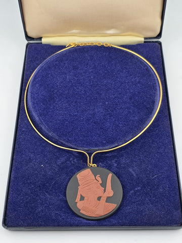 Gourgeous New In Box Vintage Wedgwood Egyptian Jasperware Cameo Necklace.