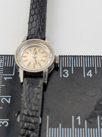 Vintage 1970's Omega Deville Automatic Watch  Women's Swiss Made Round. Working.