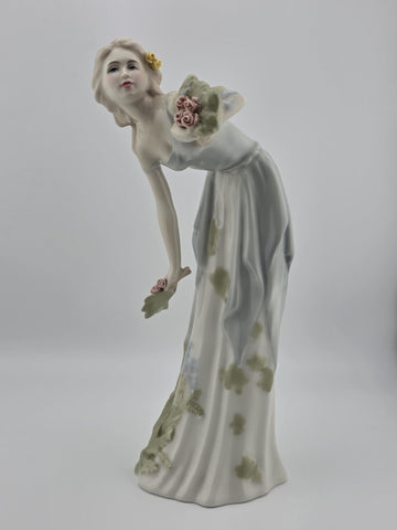 Royal Doulton "SUMMER'S DARLING" Figurine HN3091 Reflection Collection Signed.