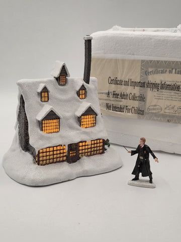 NEW Harry Potter Hawthorne Village Zonko's Joke Shop Lighted COA Figure. Works.
